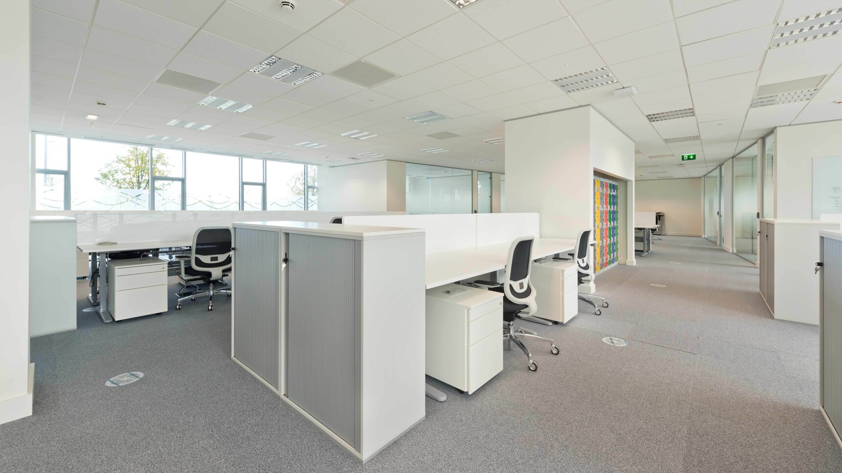 Sitland Invicta Point Task Chairs In Situ Image