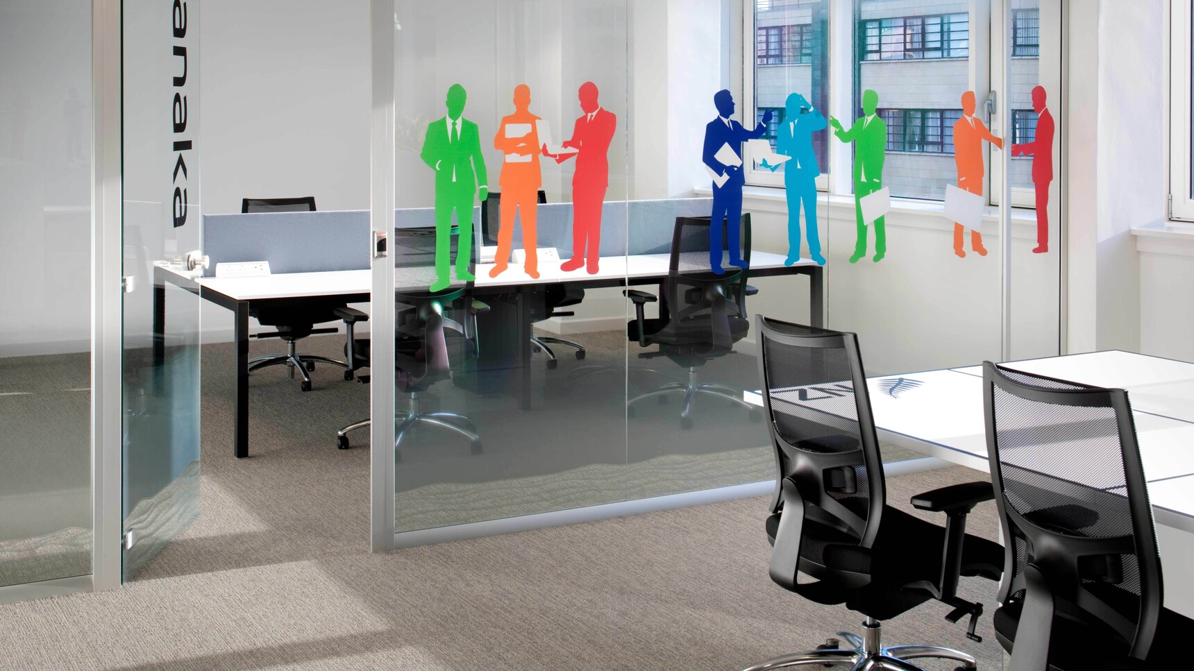 Sitland Team Strike Mesh Office Chairs With Black Upholstery In Situ Image