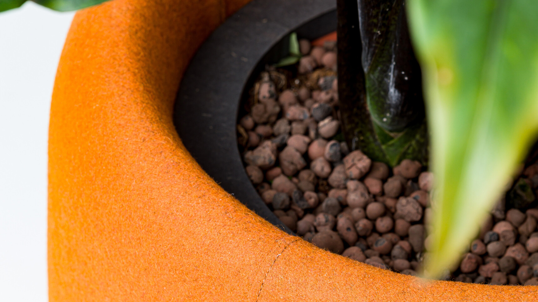 Buzzi Space BuzziPlanter Detail Image Of Base