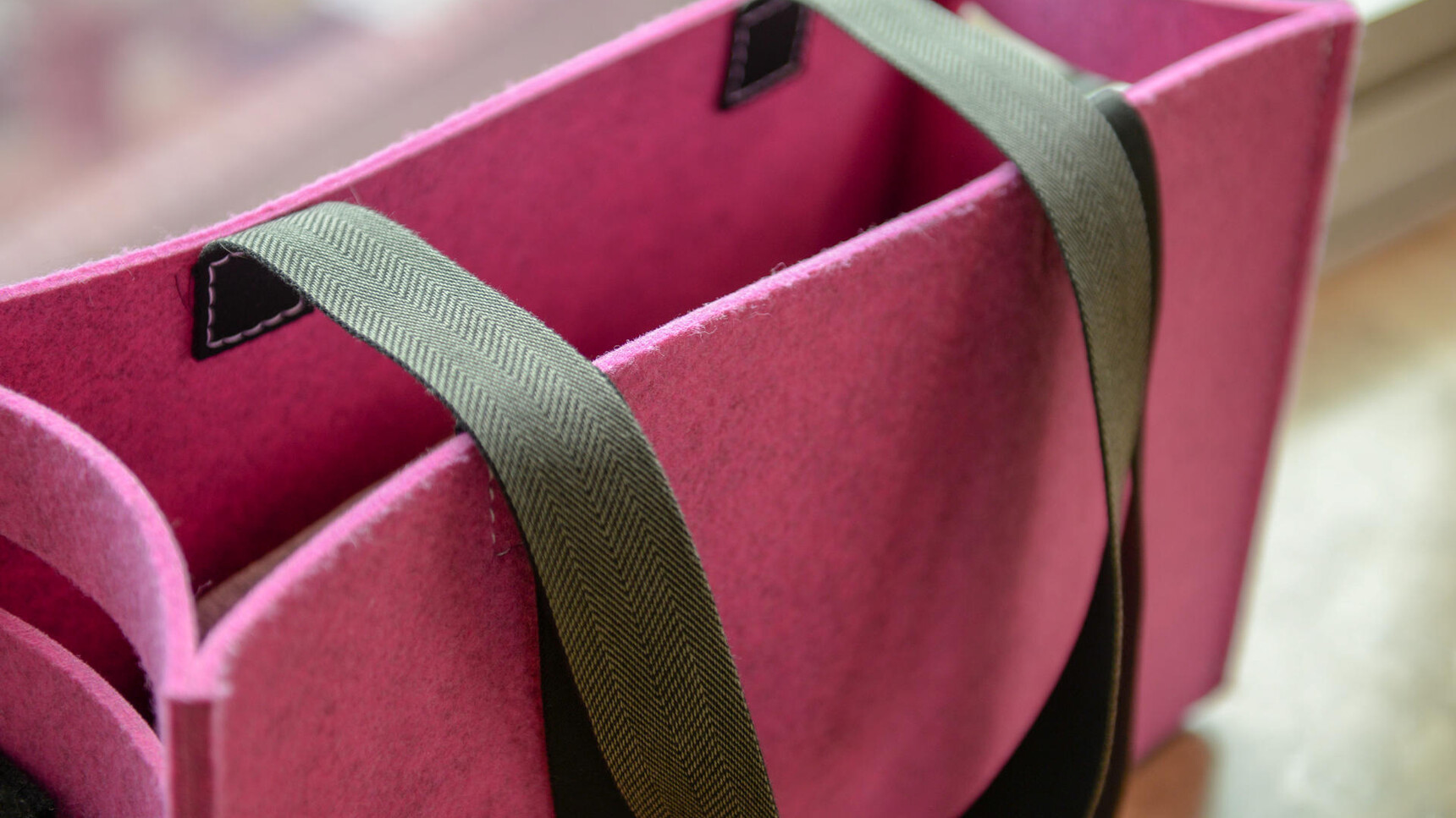 Buzzi Space BuzziBox Travel Acoustic Storage Basket Pink Upholstery Family Image