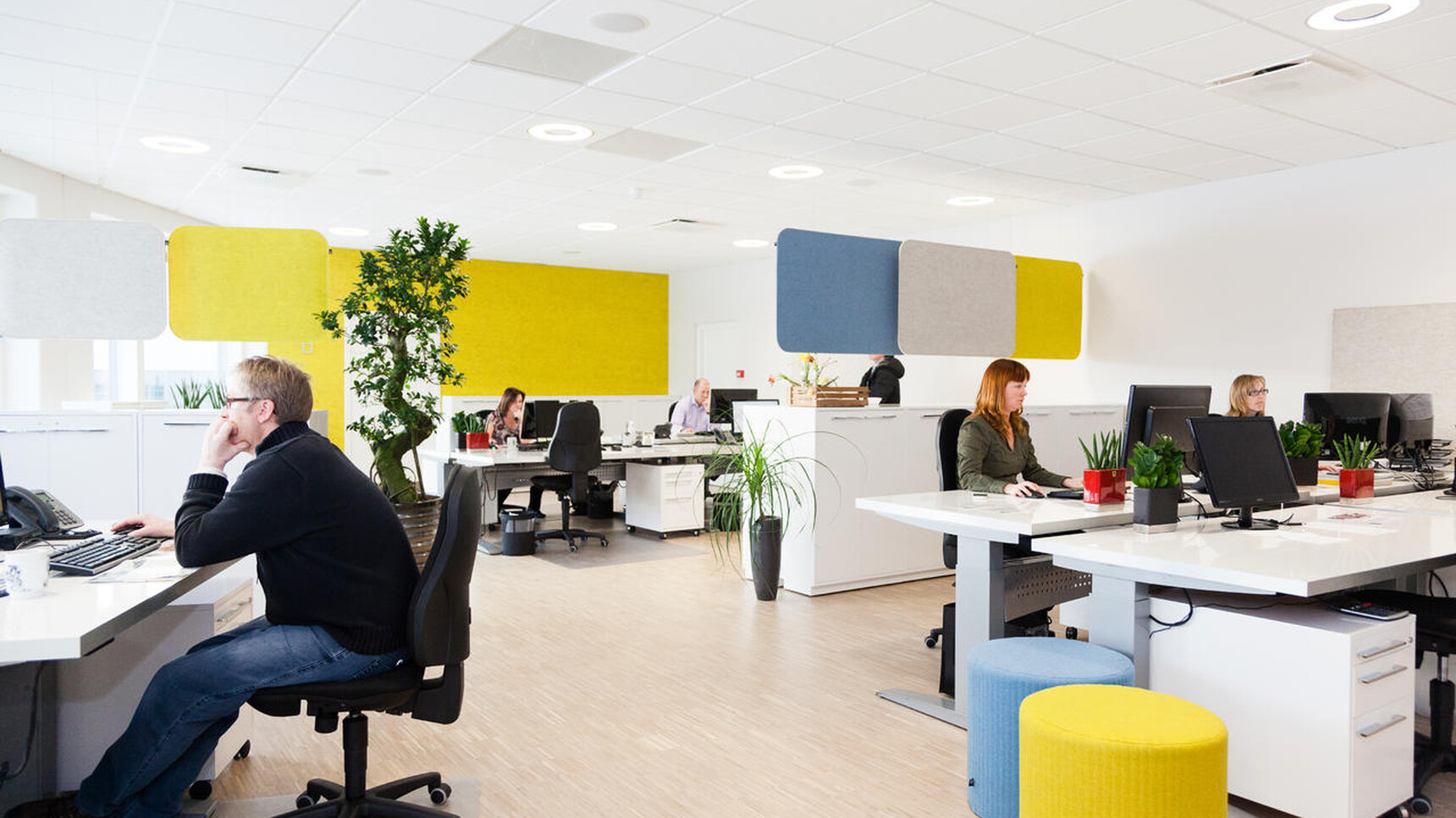 Buzzi Space BuzziLoose Acoustic Hanging Panel Flat In Office Setting