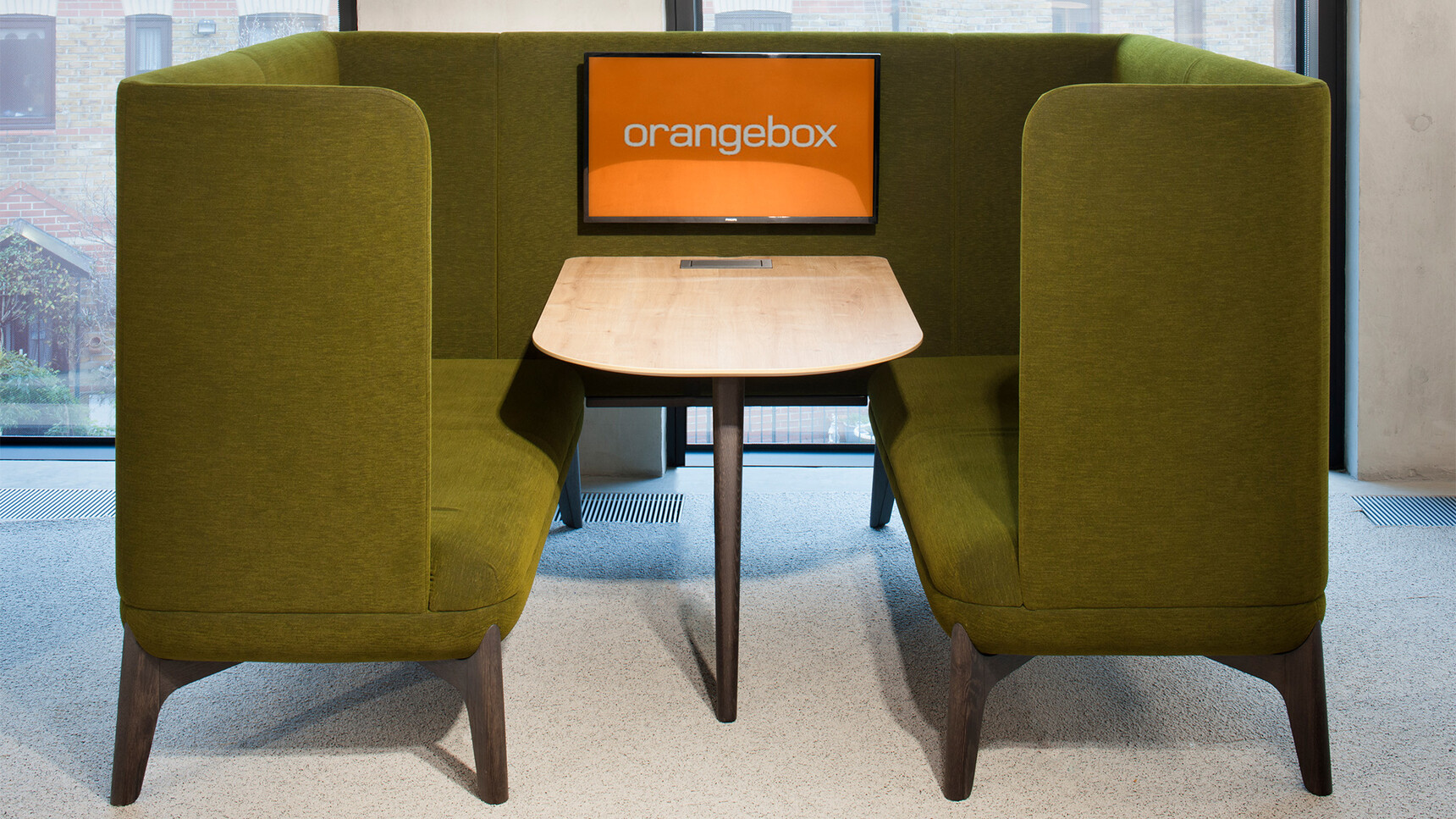 Coze Workbooth Family1