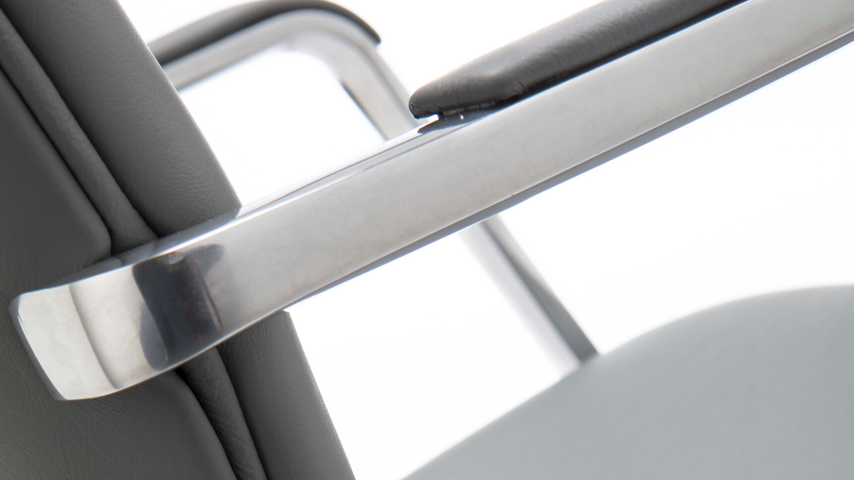 William Hands Cypher 853 High Back Office Chair Pro Arm Detail Image Of Arm