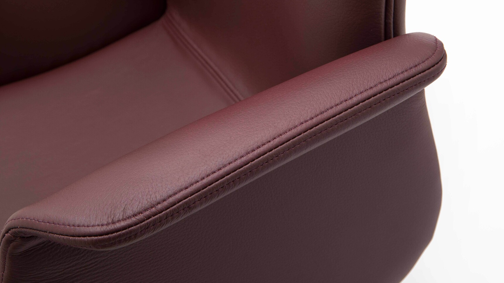 William Hands Cypher 841 Low Back Office Chair With Four Star Base Wing Arm Detail Image Of Wing Arm Red Leather