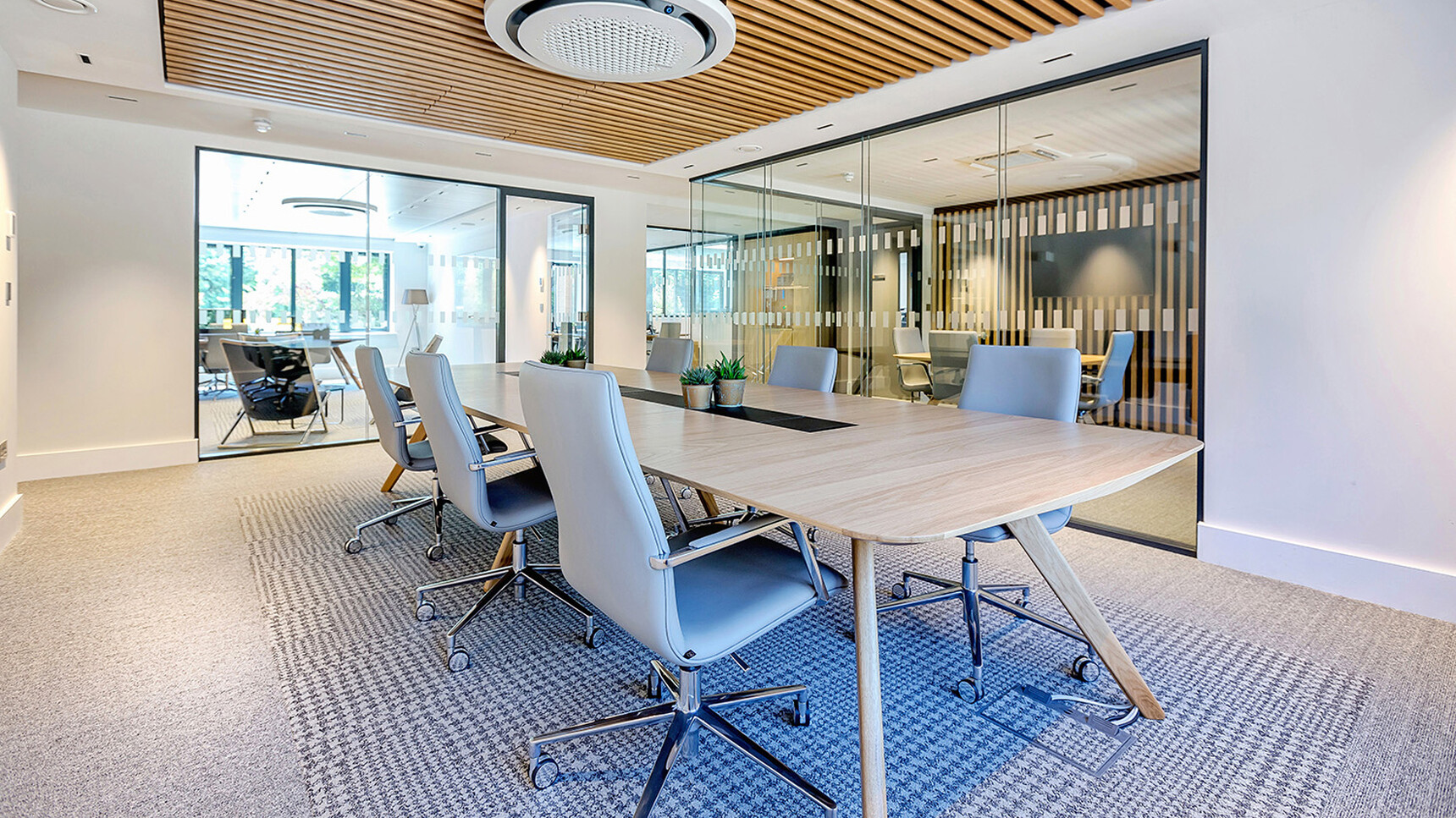 William Hands Cypher 853 Medium Back Office Chair Tech Arm At Table Family Image