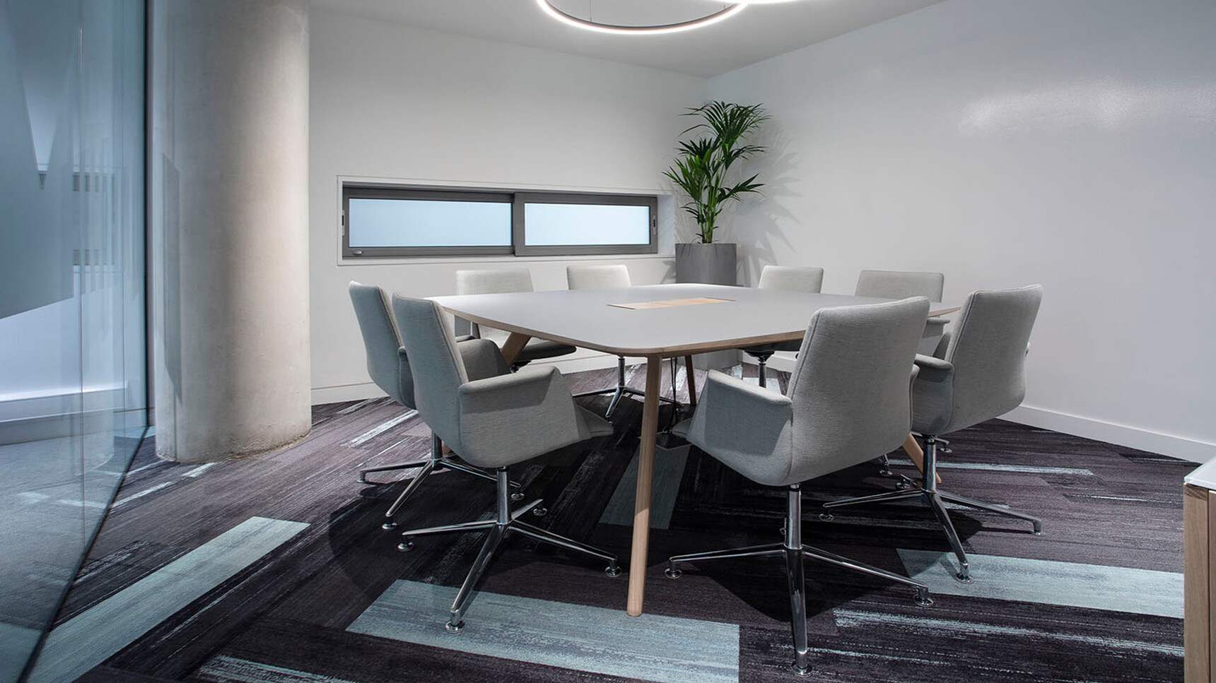 William Hands Cypher 841 Low Back Office Chair With Four Star Base Wing Arm Family Image