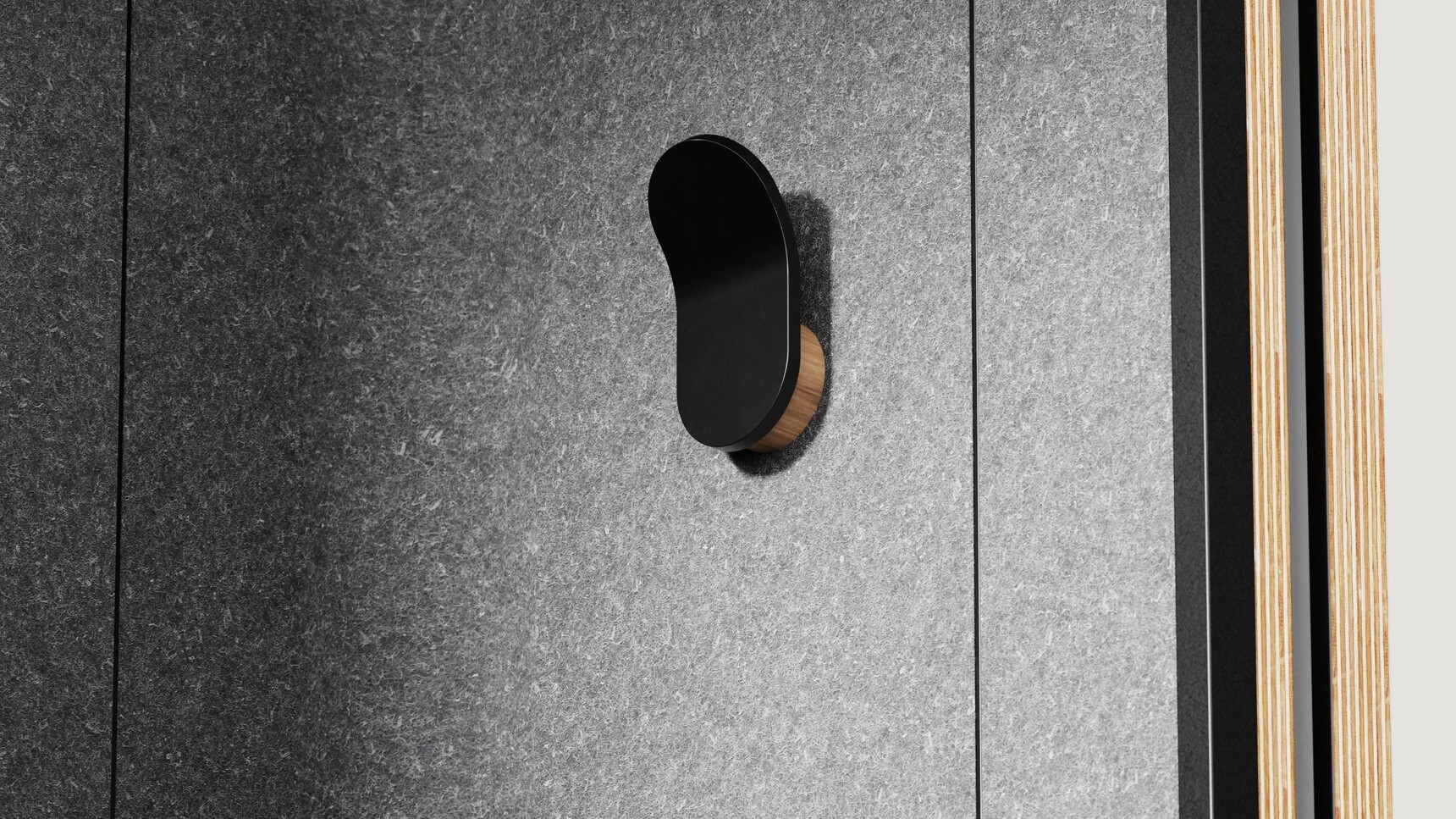Mute Space M Double Pod Hook Detail Image