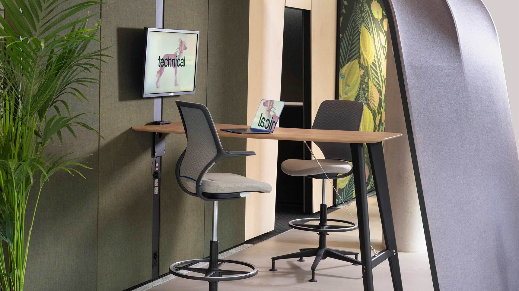 Orangebox Campers & Dens Meeting Pod With Awning With Chairs Detail Image