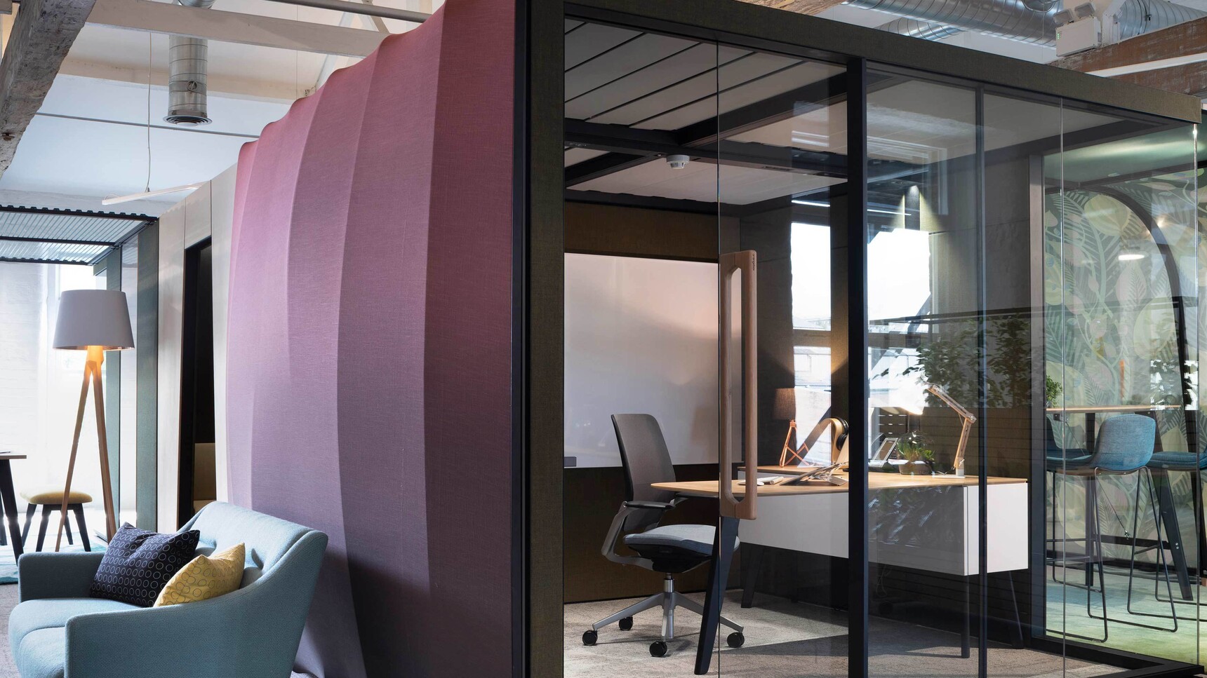 Orangebox Campers & Dens Meeting Pod With Awning With Chair And Worktable Detail Image