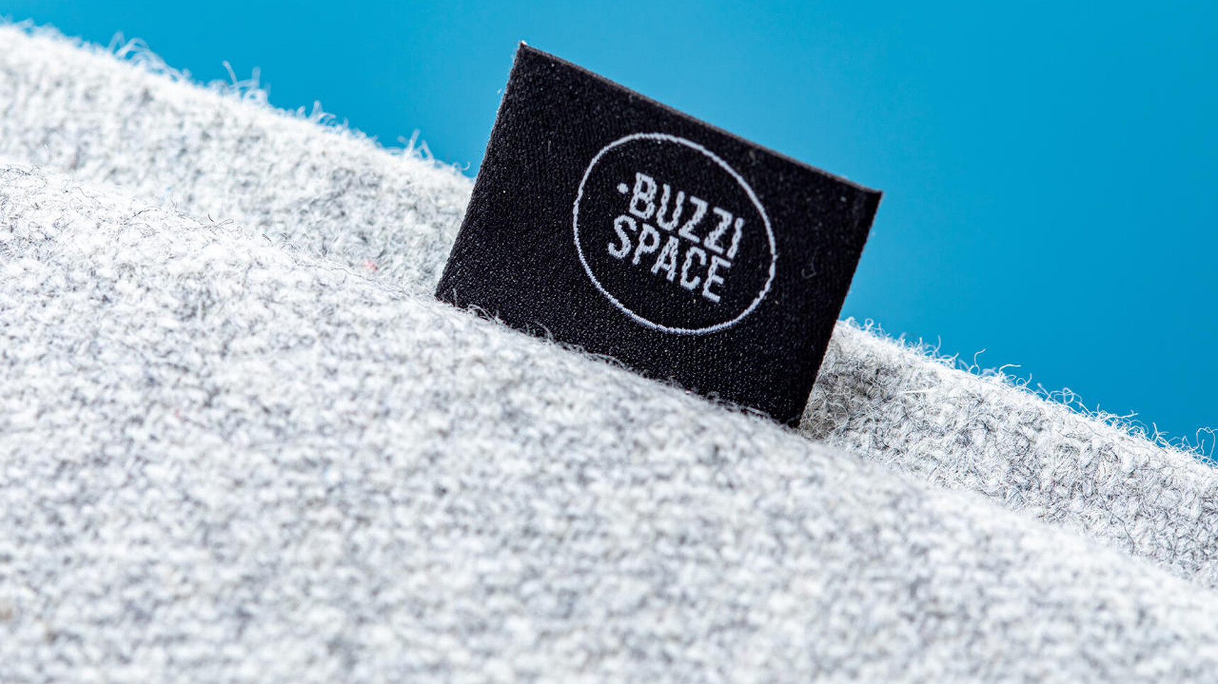 Buzzi Space BuzziCocoon Acoustic Element Grey Detail Image Of Tag