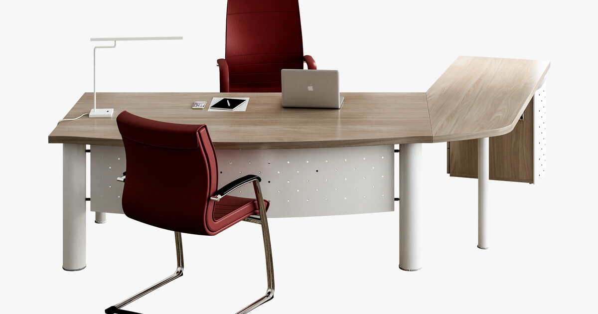 Quadrifoglio X Time Work MFC Executive Desk With Hunts Office