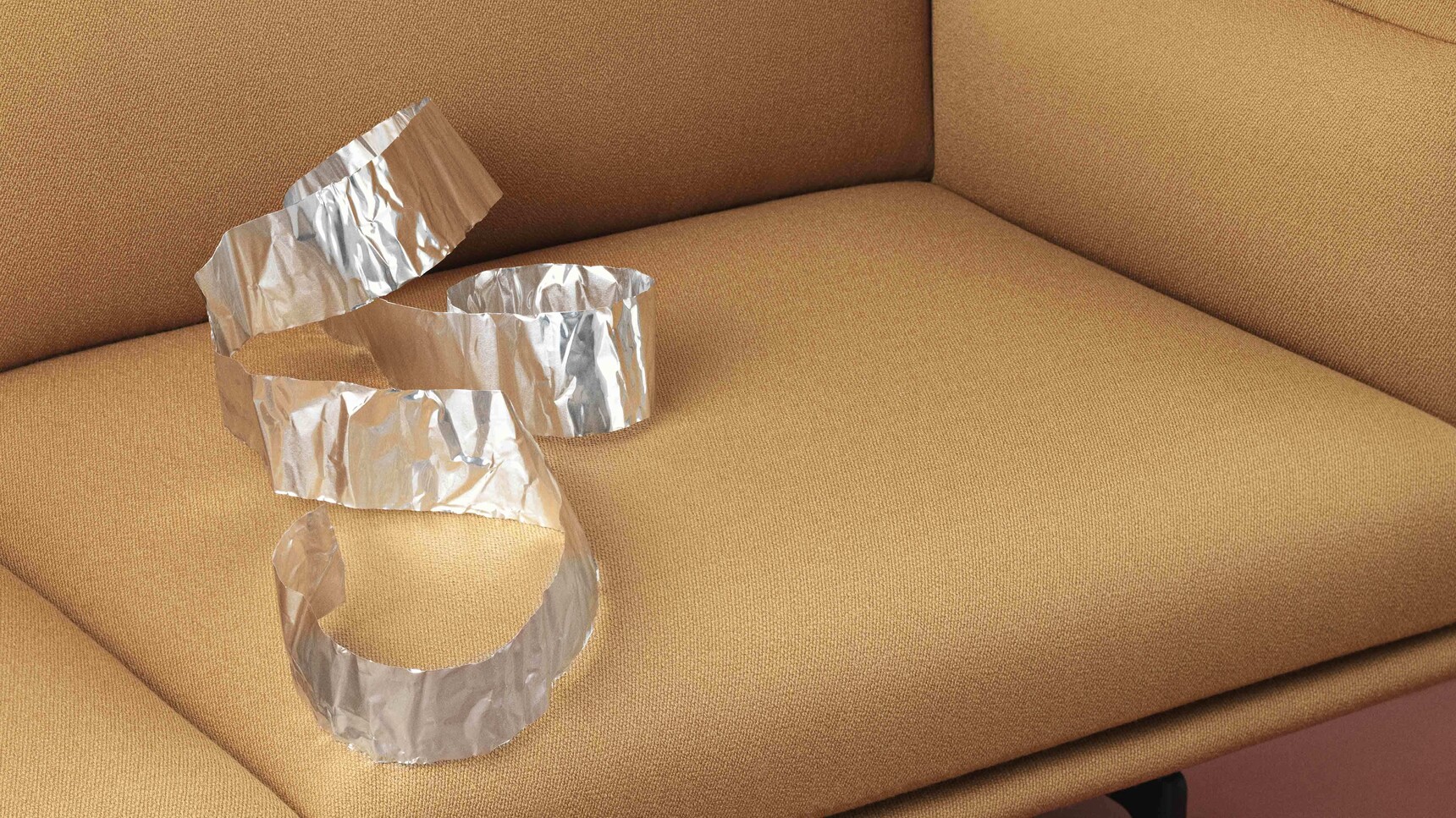 Muuto Outline Highback Sofa 2 Seater Detail Image