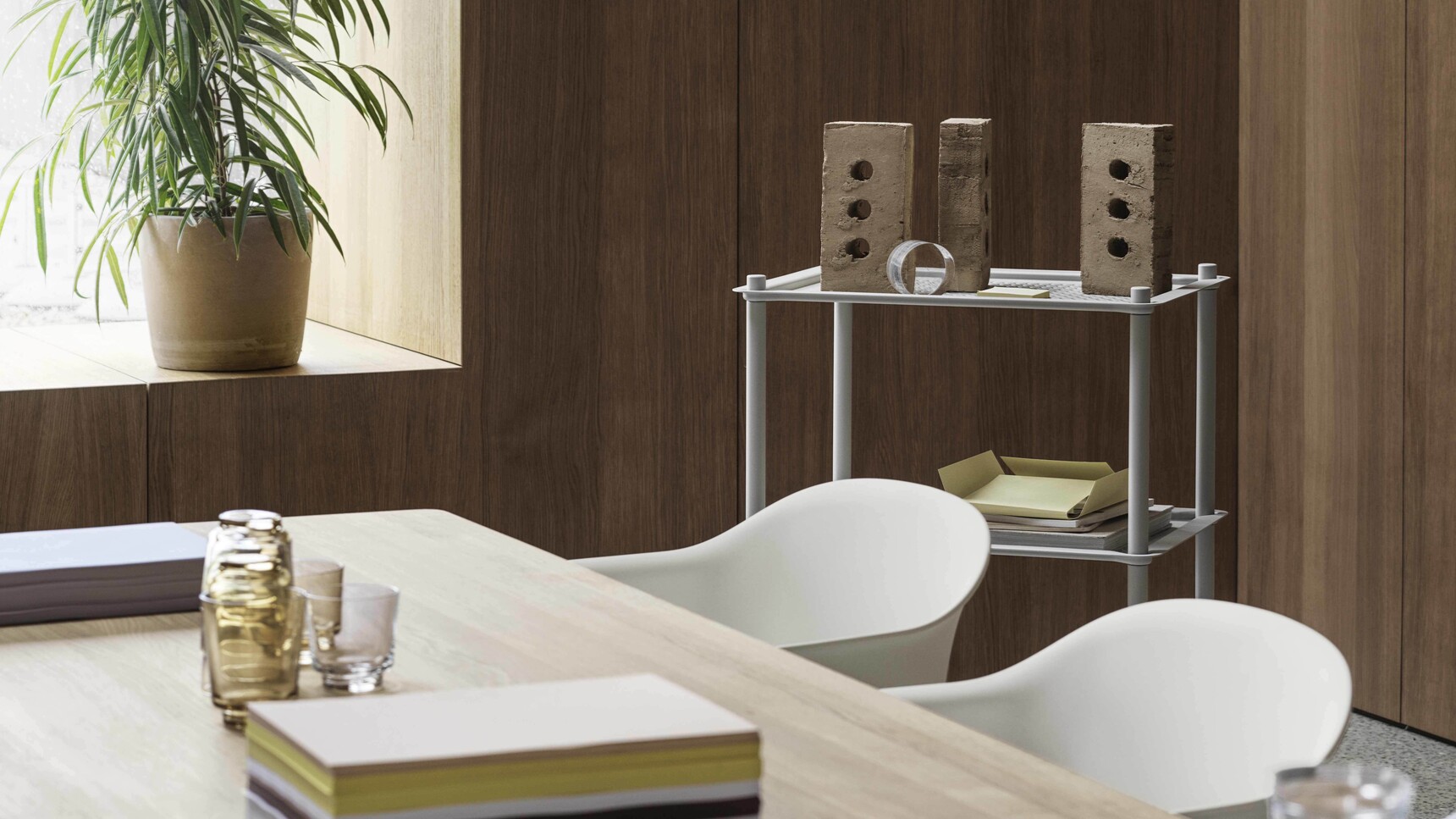 Muuto Fiber Armchair White 7070 Solid Oak Raise Carafe Glasses Ochre Clear Flow Trolley Grey Arrange Family Image