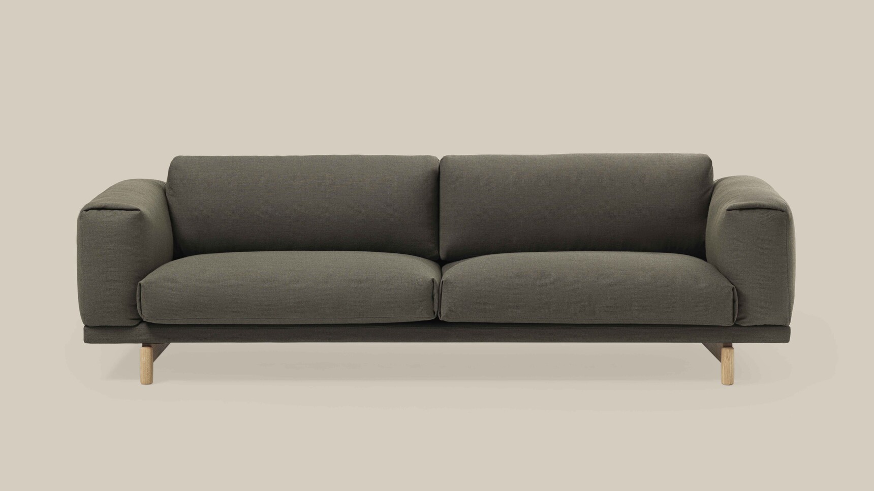 Muuto Rest 3 Seater Fiord 961 Oak Family Image