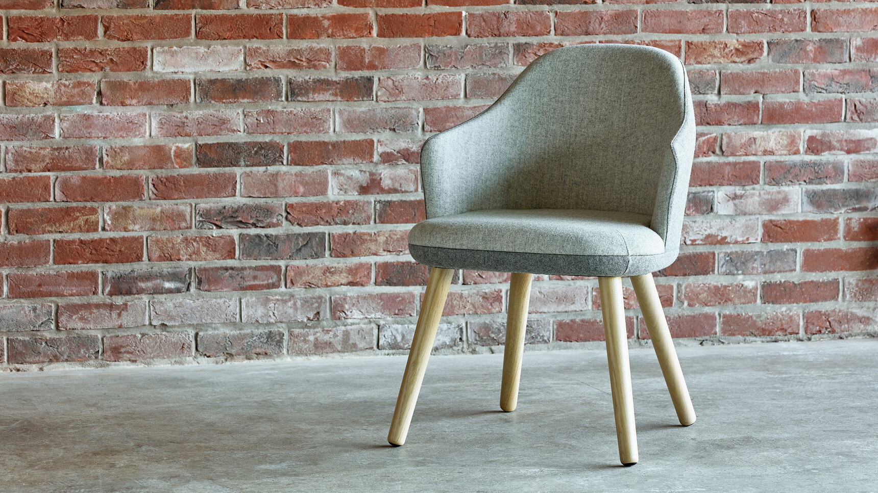 Coze Armchair Turned Leg Family1 D02