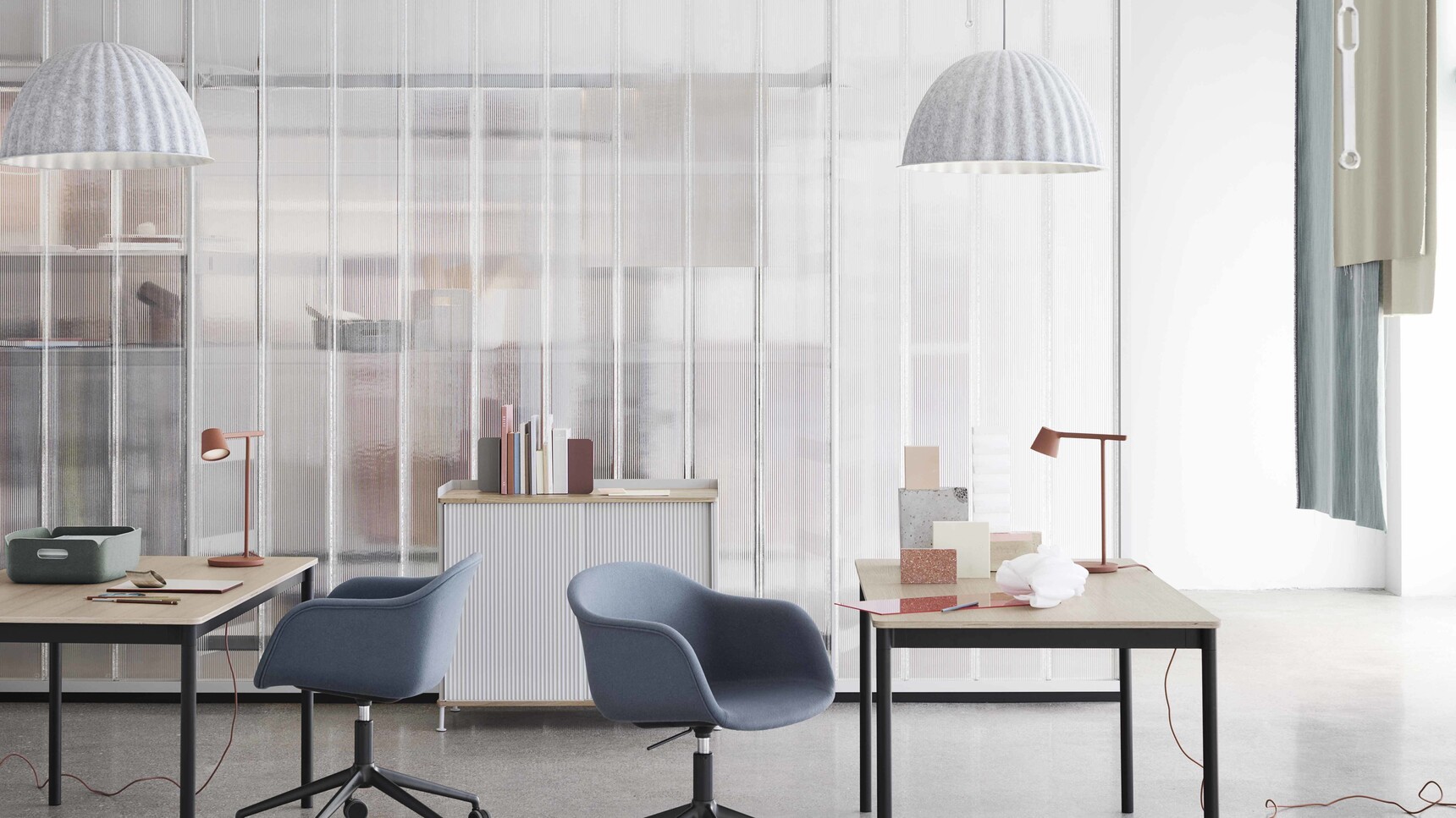 Muuto Under The Bell O55 White Melange Finish Fiber Gaslift Divina 154 Base Table Tip Enfold Family Image