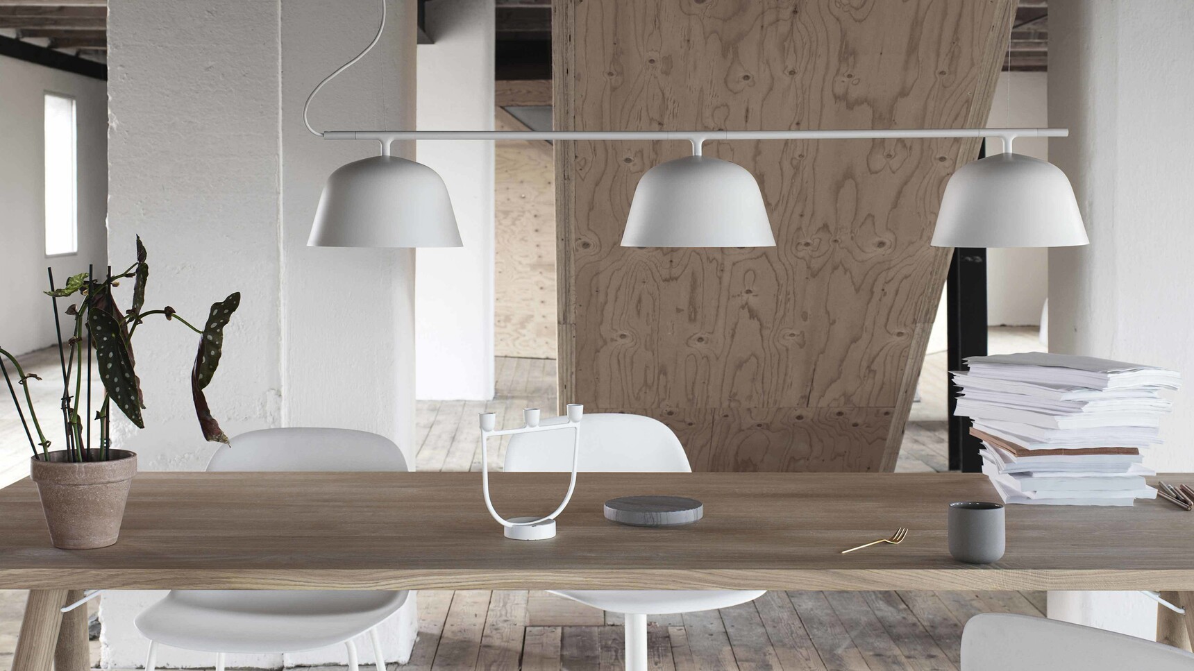 Muuto Ambit Rail Fiber Split Ply Family Image