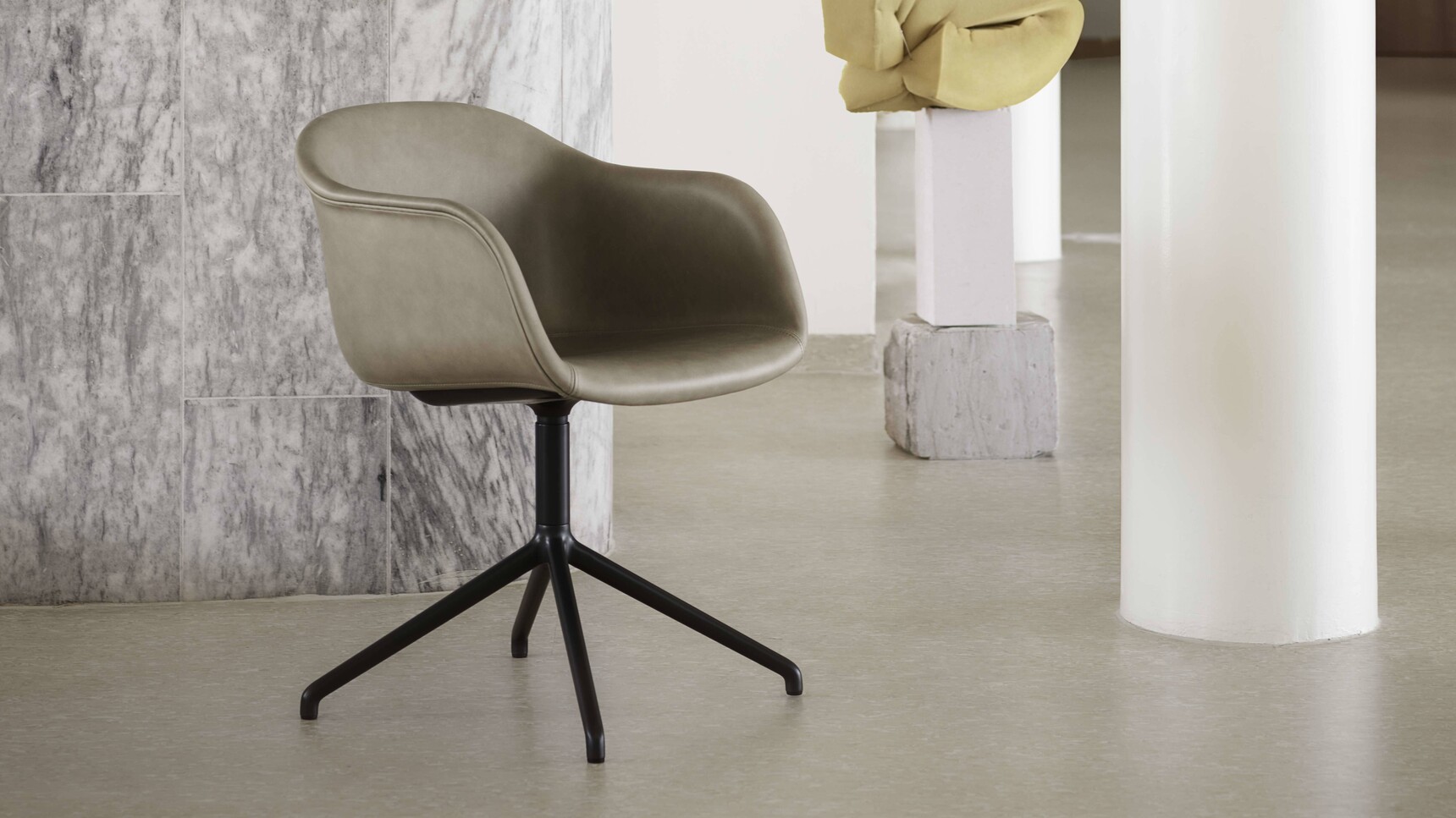 Muuto Fiber Armchair Swivel Base Lifestyle Image