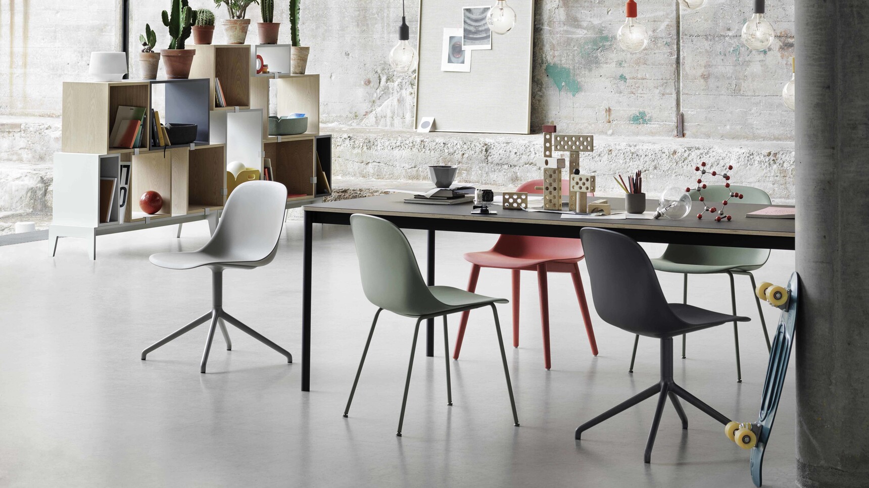 Muuto Fiber Sidechair Stacked E27 Base Table Family Image
