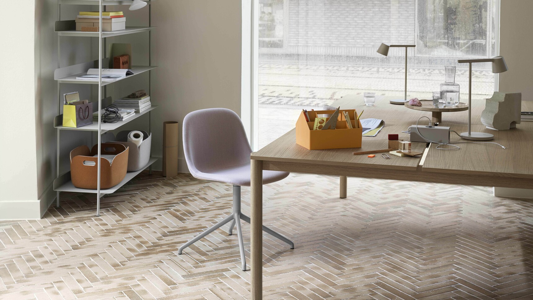 Muuto Fiber Side Chair At Desk Family Image