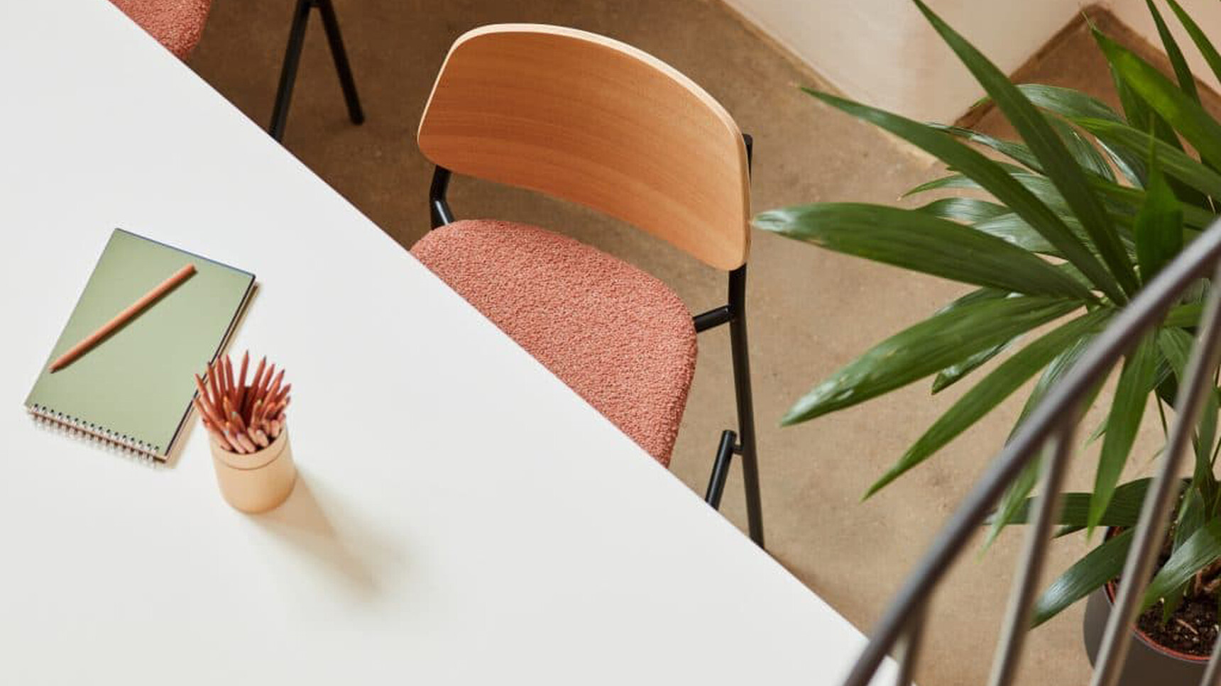 Workstories Platform High Stool At Poseur Height Table Detail Image