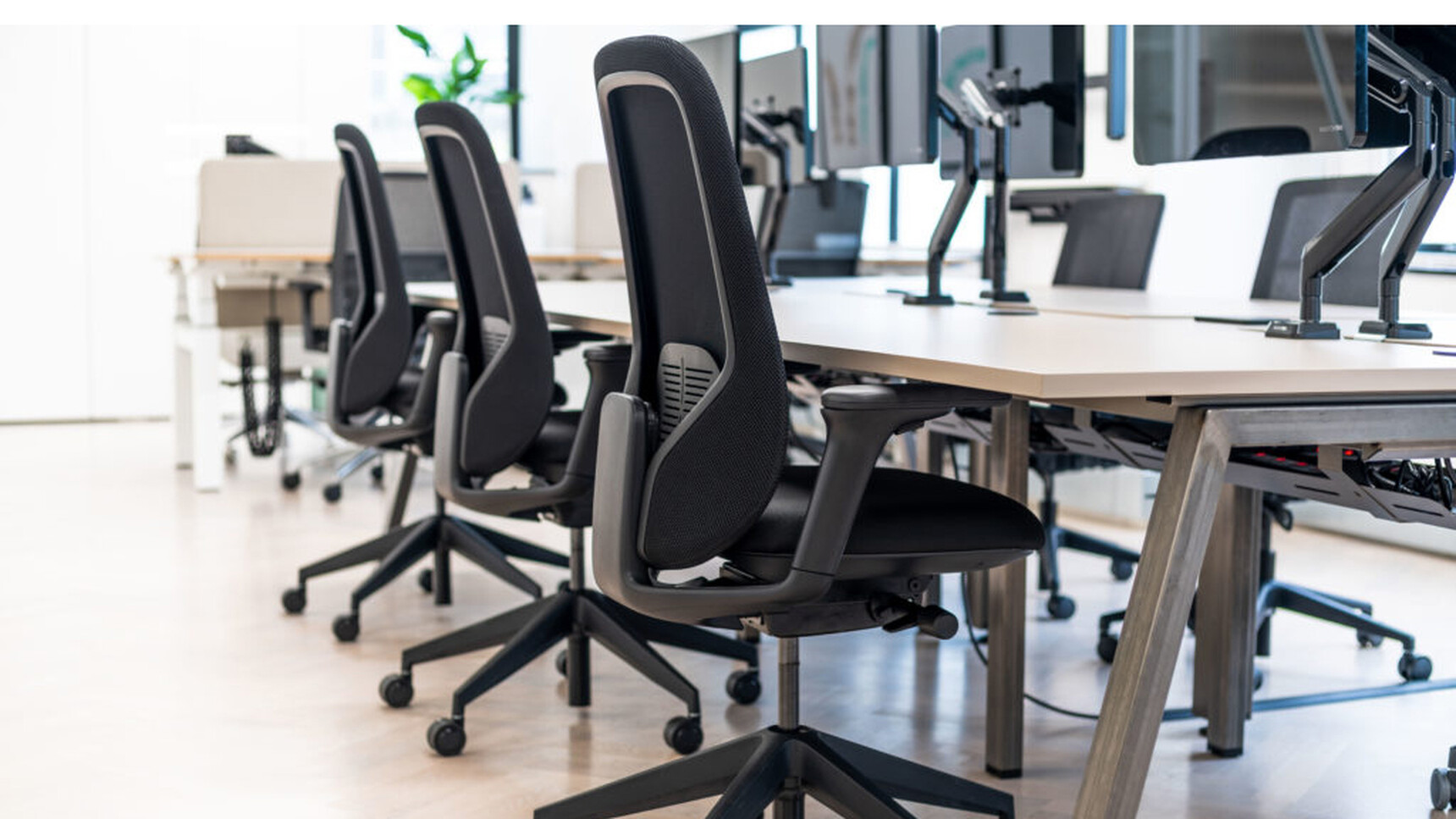 Workstories B22 Office Chair Black Finish Detail Image