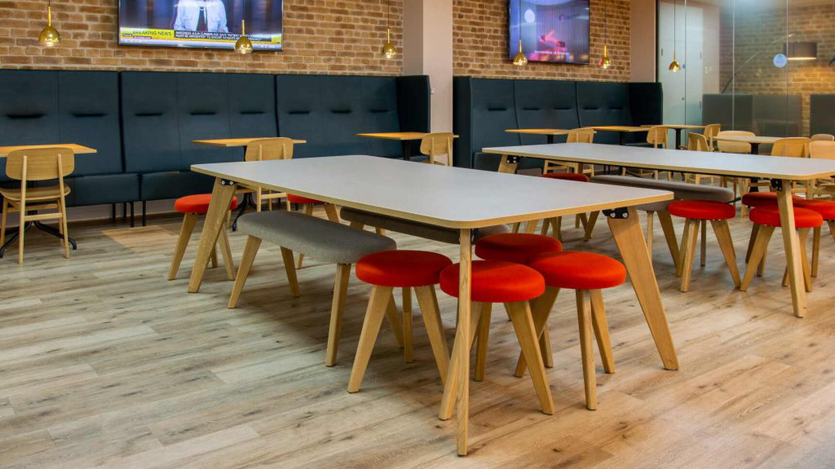 Workstories Hub Meeting Table Single Top In Office Setting