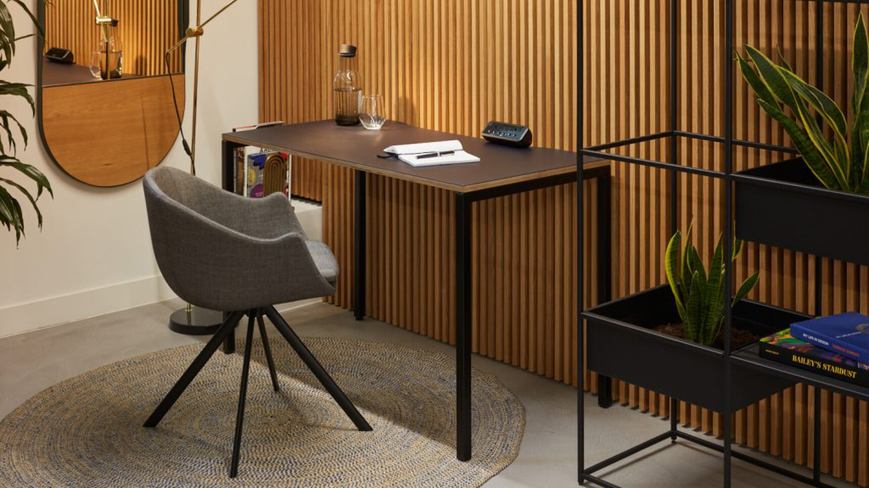 Workstories Noir Tub Executive Meeting Chair 4-Star Fixed Base Family Image