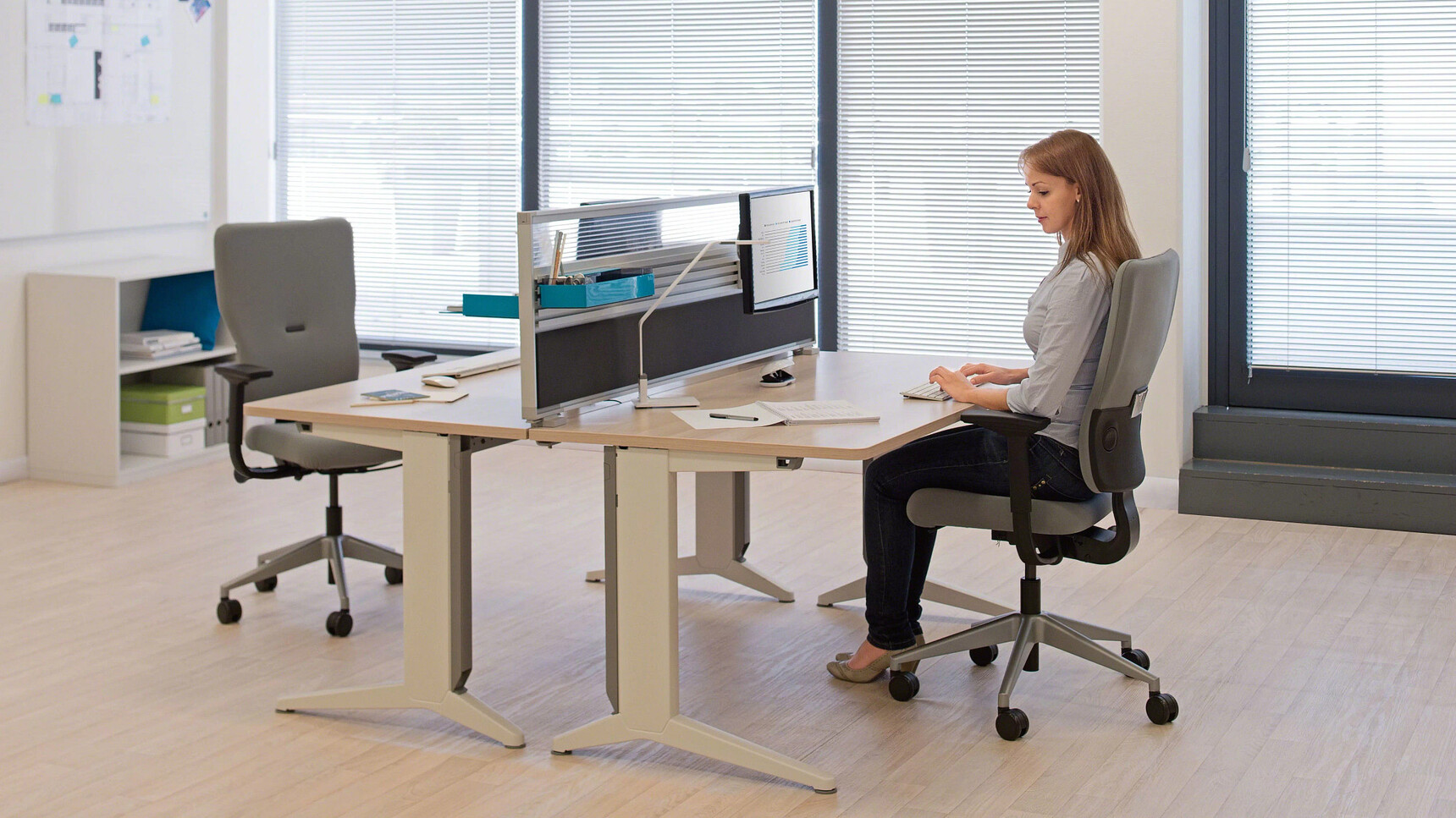 Steelcase Let's B High Back Office Chairs Grey Upholstery At Fixed Height Desk In Office Environment