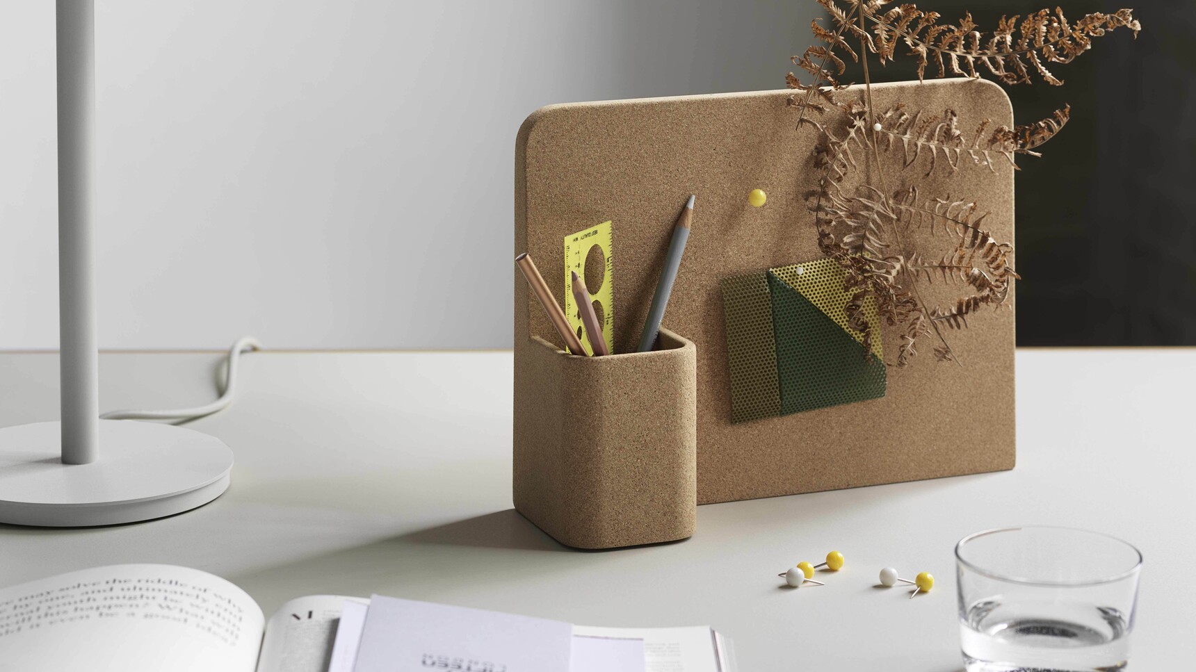 Muuto Story Pinboard Linear Table Lamp Workshop Table Oak Warm Grey Fiber Side Twill Weave 620 Family Image