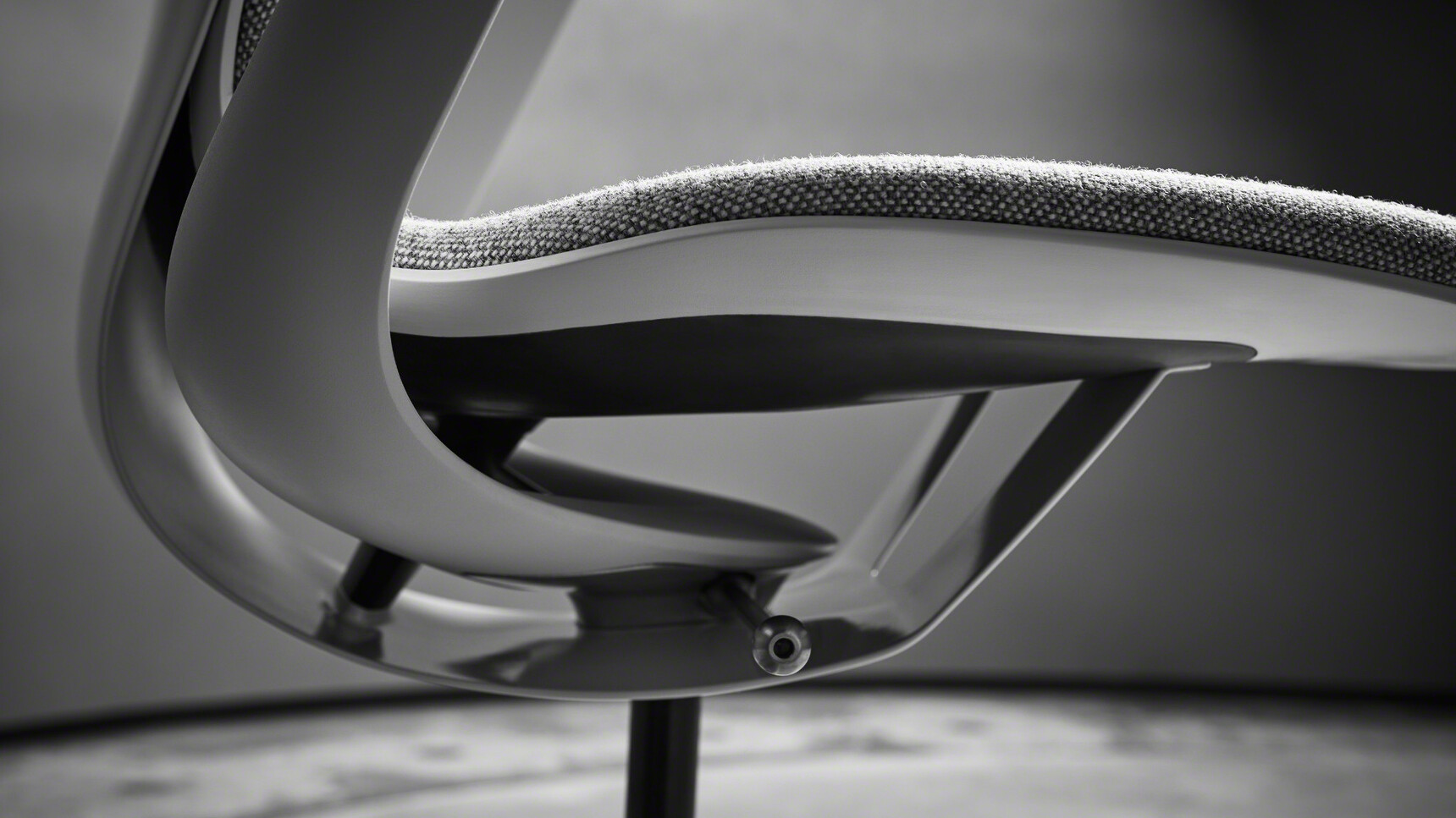 Steelcase SilQ Upholstered Draughtsman Office Chair With Grey Upholstery And White Frame And Arms And Black Base Detail Image