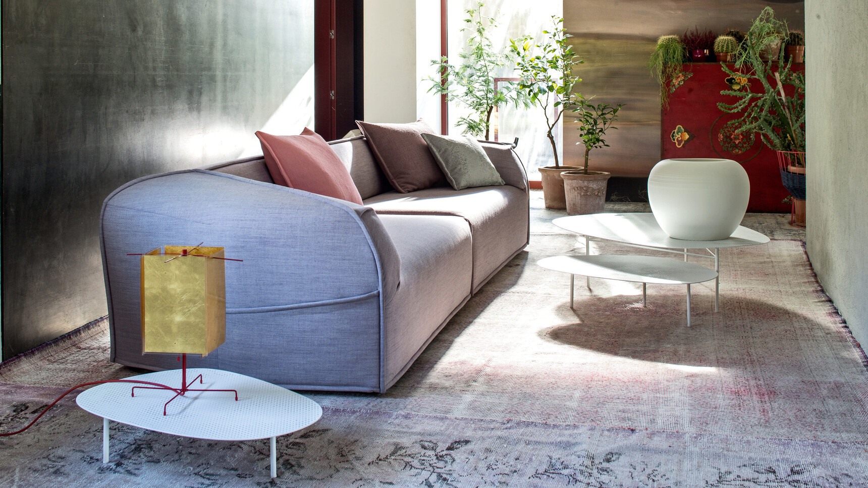 Moroso Cloud Table Family3