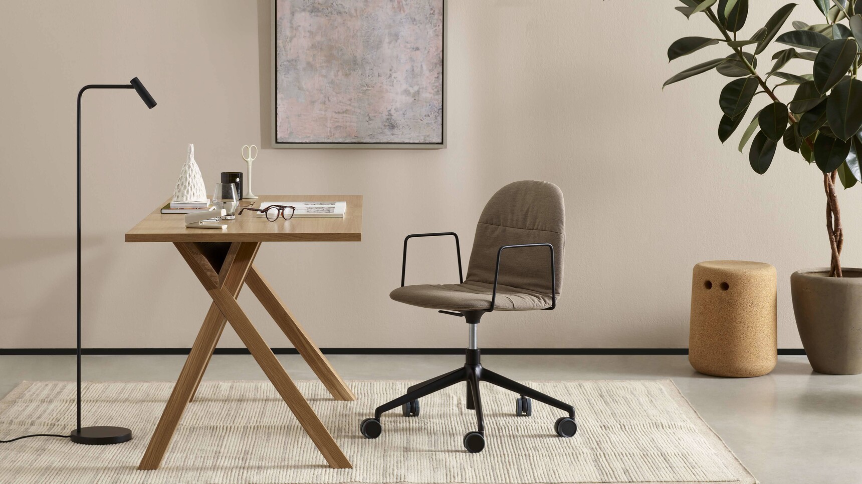 Modus Bob Stool Natural Cork In Office With Desk And Chair