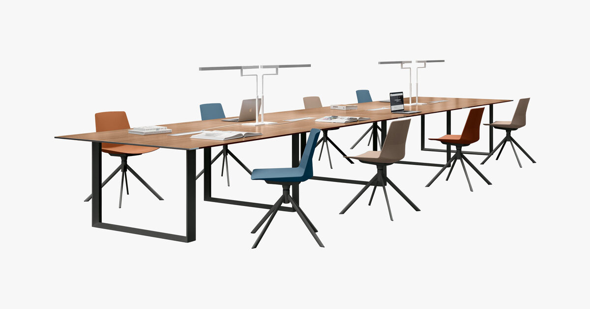 Quadrifoglio X7 Melamine Recessed Loop Leg Boardroom Hunts Office
