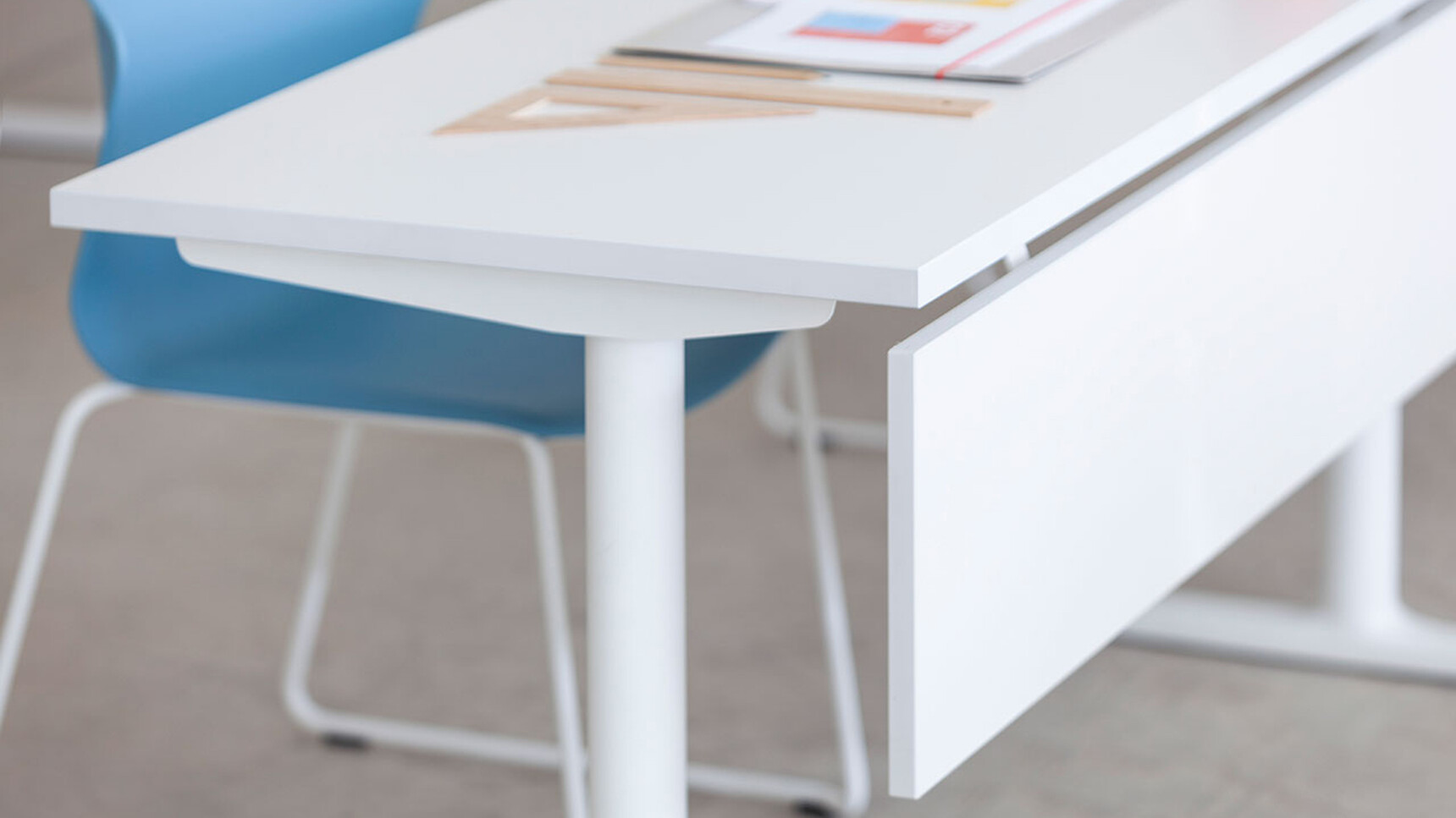 Actiu Talent Series 100 Rectangular Desk With Levelers Detail Image Of Desks With Modesty Panel And Blue Chair