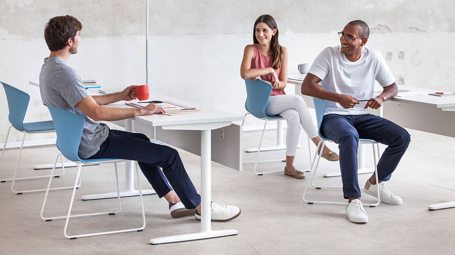 Actiu Talent Series 100 Rectangular Desk With Levelers Family Image