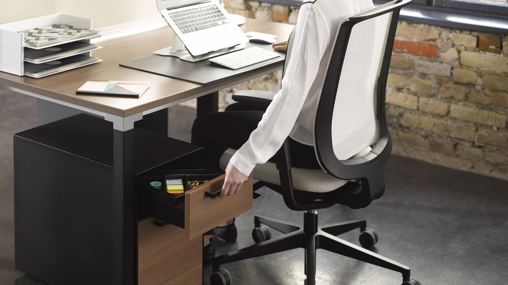 Steelcase Volum Art Two Drawer Pedestal On Castors | Melamine Front With Pen Draw Extended