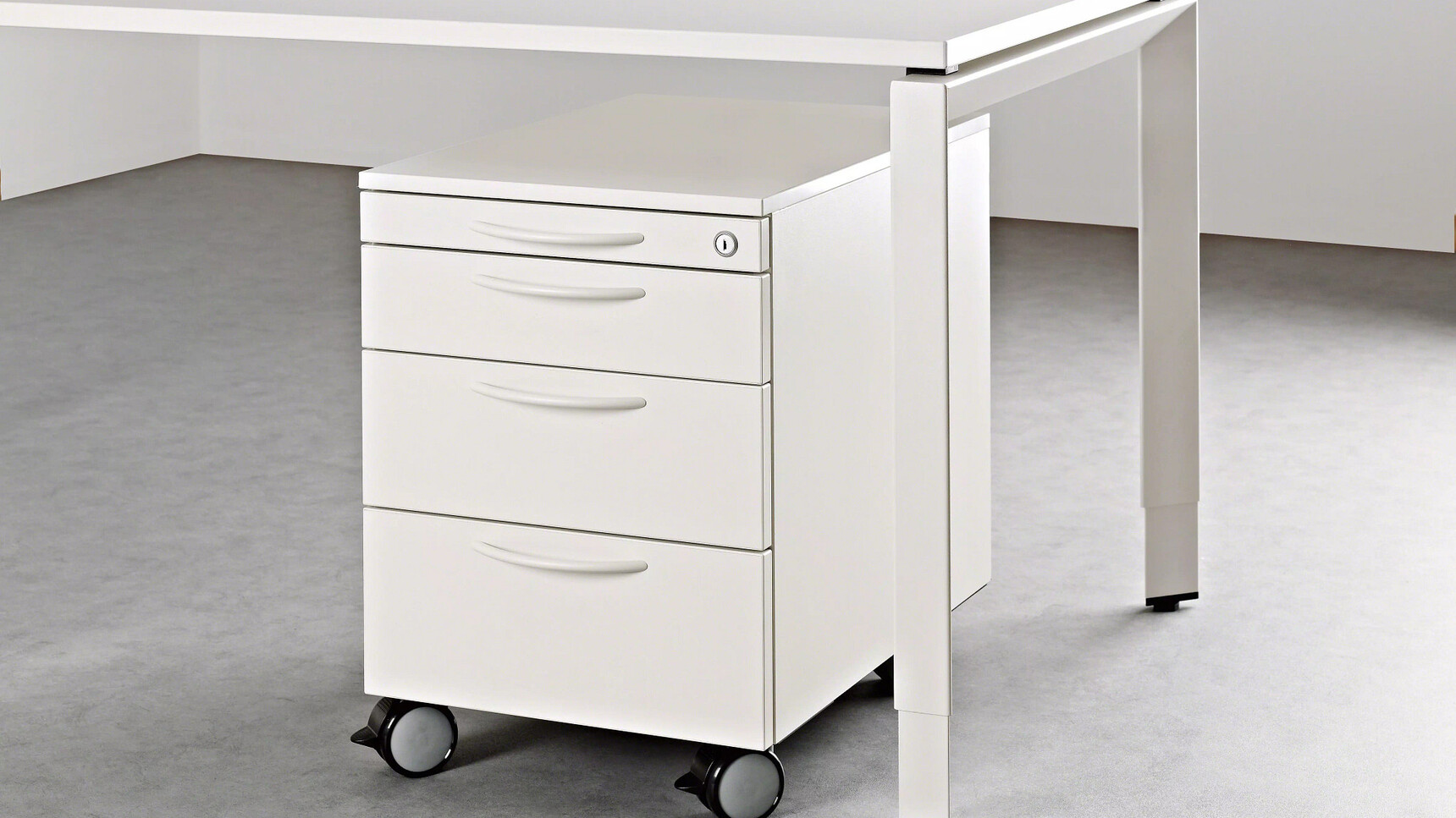 Steelcase Implicit Four Drawer Pedestal With Handles On Castors Melamine Family Image