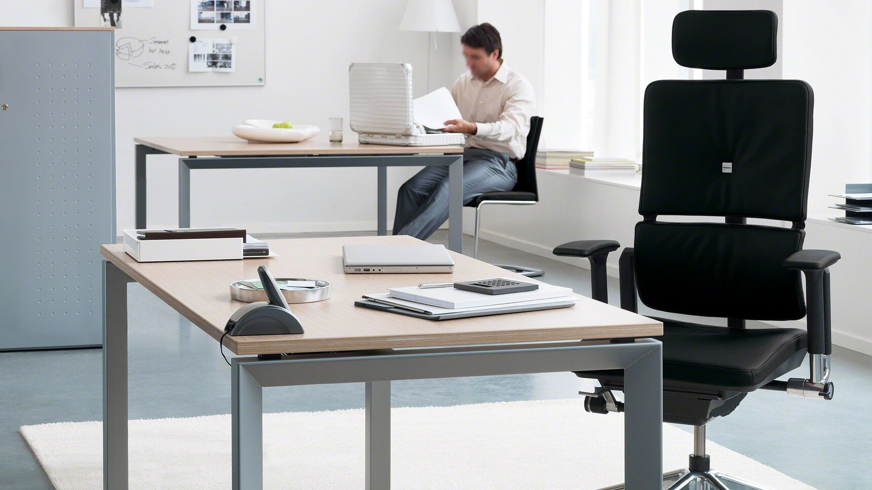 Steelcase Please Executive Office Chair Headrest Black Leather Upholstery Black Fixed Arms Polished Aluminium Base Frameone Fixed Height Desk Wood Finish Frameone Eastside Sled