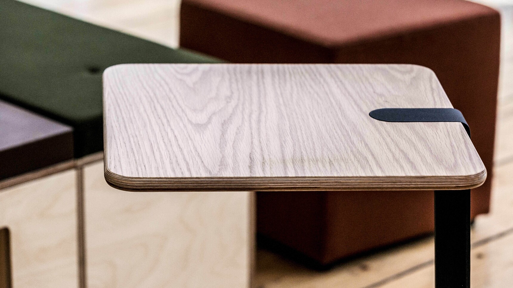 Connection Fusion Laptop With Square Top Detail Image