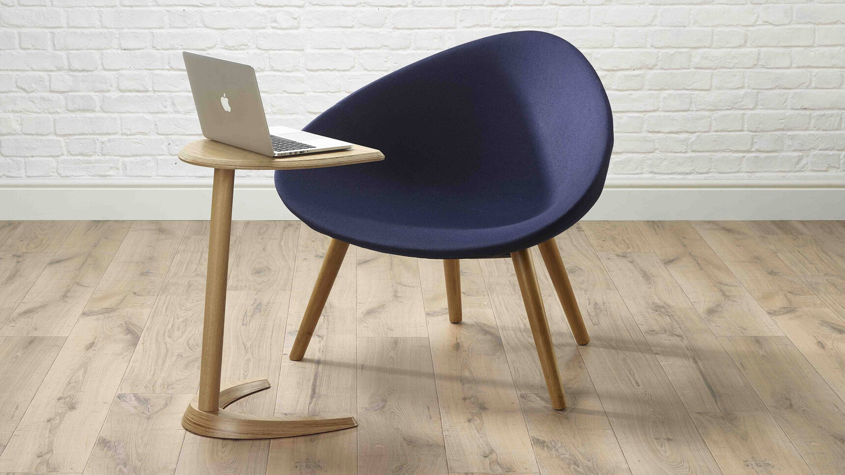 Connection Fusion Laptop Table In Solid Oak In Office Setting