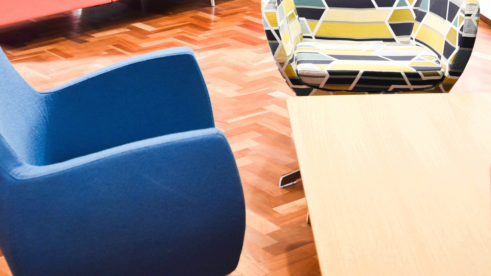 Connection Mae Medium Back Lounge Armchair With Metal Base Detail Image Of Chairs