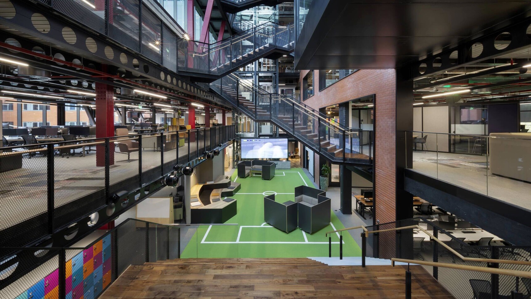 Six Connection Nomad High Back Booth Sofas On Castors In Office Setting