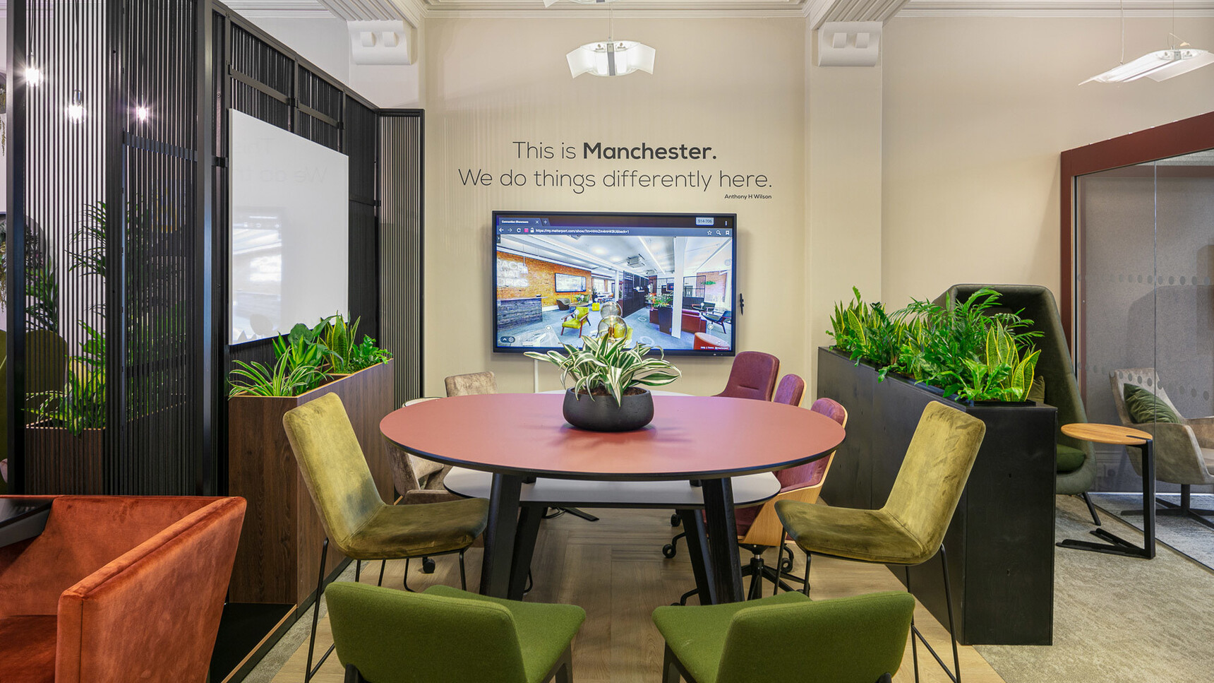 Connection Co. Table Poseur Height Table Stools And Chairs Detail Image