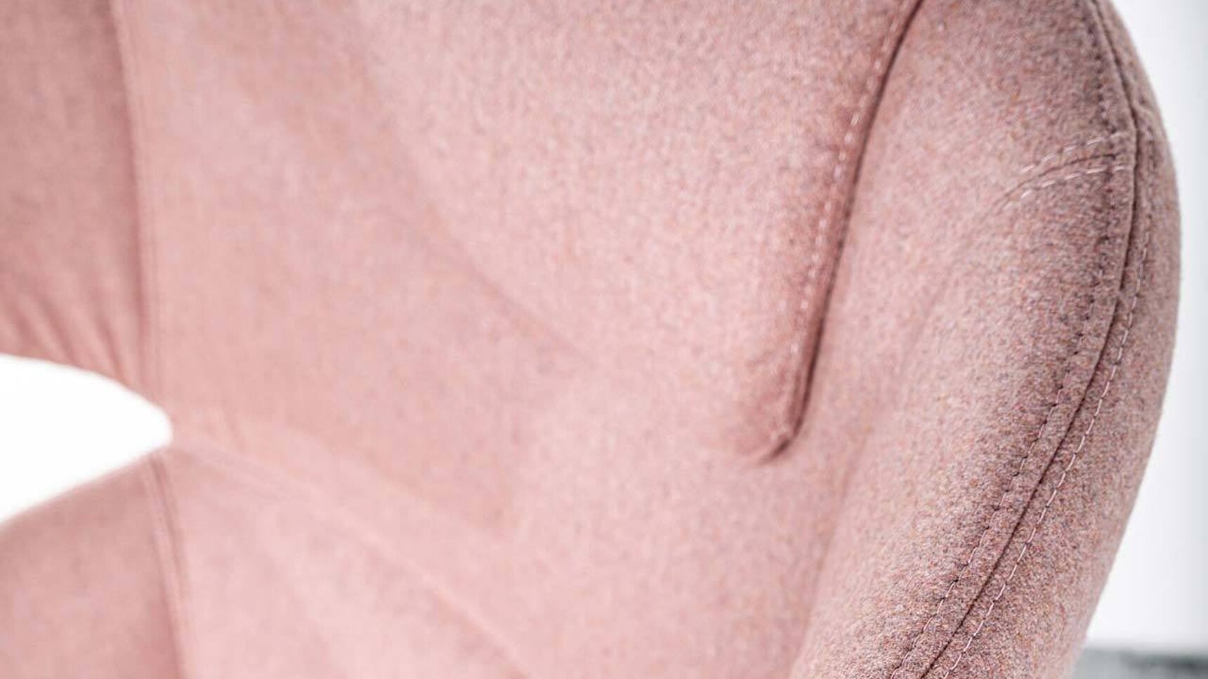 Buzzi Space BuzziK Acoustic Lounge Chair Detail Image