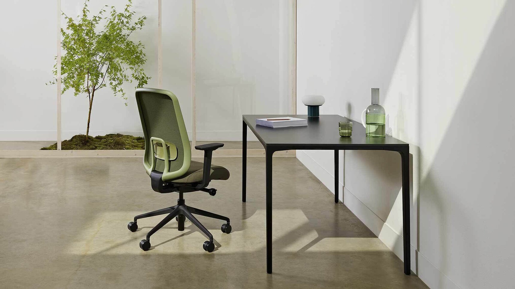 Boss Design Sia Mesh Back Office Chair Seaqual Knitted At Desk Family Image