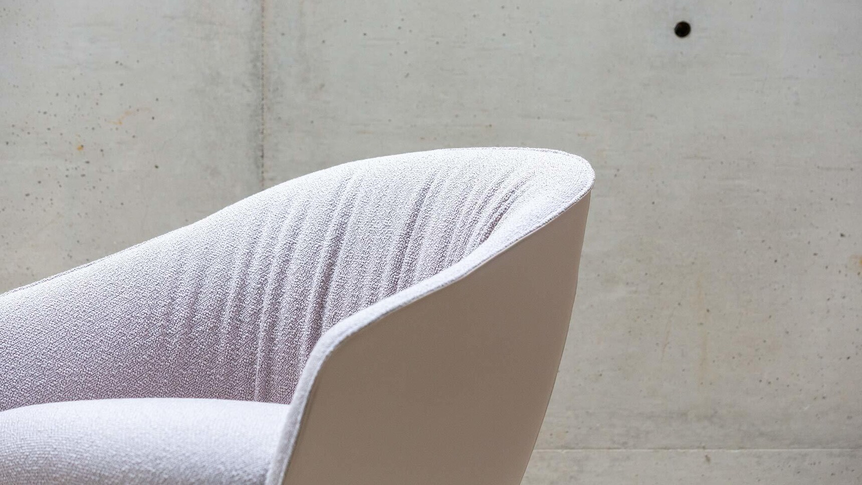 Boss Design Paloma Plush Lounge Chair With Four Star Base Detail Image