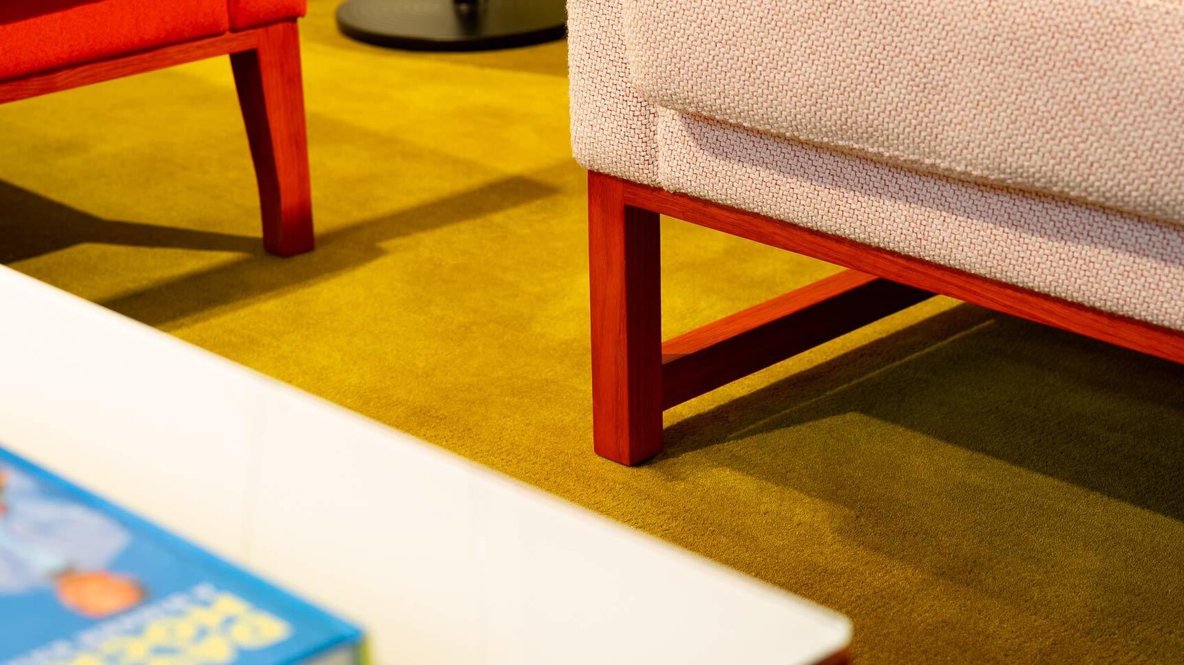 Boss Design Orten Modular Seating System With H Frame Detail Image