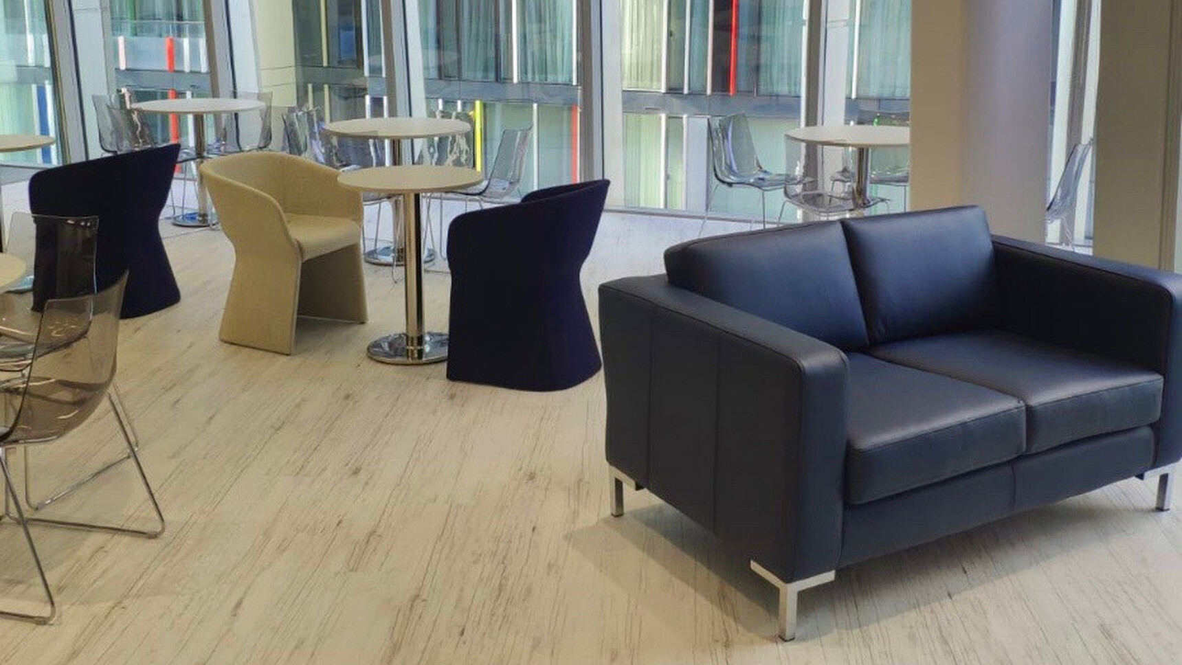 OB&B Havannah Sofa In Office Environment