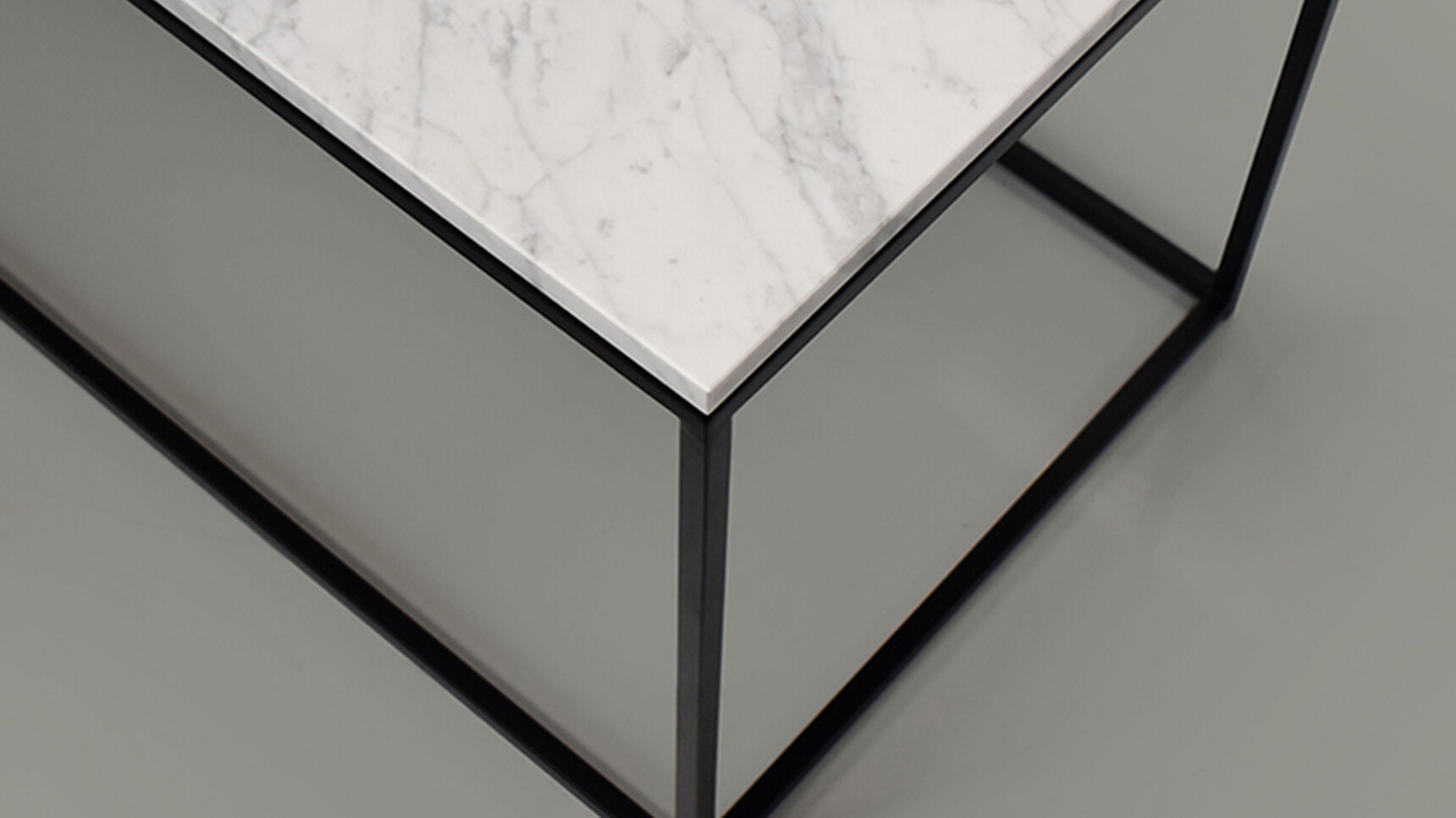 OB&B Linea Table Marble Finish Detail Image